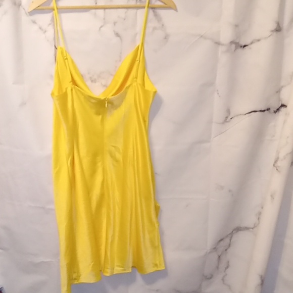Majorelle yellow slip dress XL ๐๐๐๐ - Picture 6 of 9